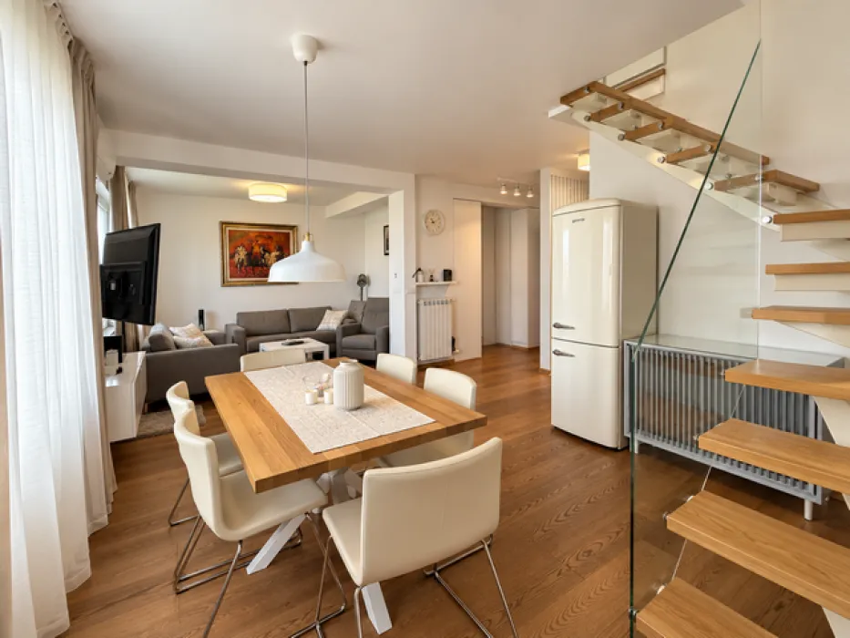 Sale, three bedroom apartment, 79m², Bulbulder, Zvezdara Sve Podlokacije