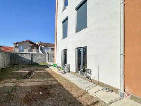 Sale, three bedroom apartment, 80m², Zabjelo, Podgorica - image 14
