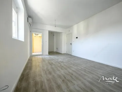 Prodaja, dvosoban stan, 60m², Bar, Crna Gora - image 15