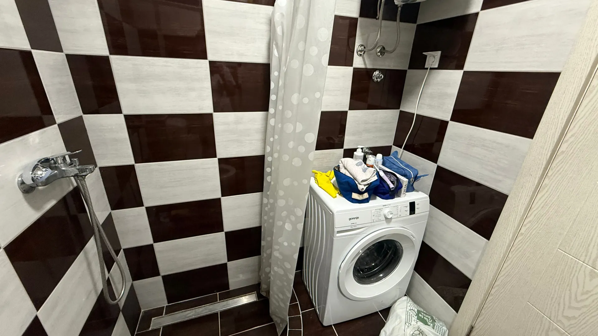 Izdavanje, garsonjera, 27m², Igalo, Herceg Novi