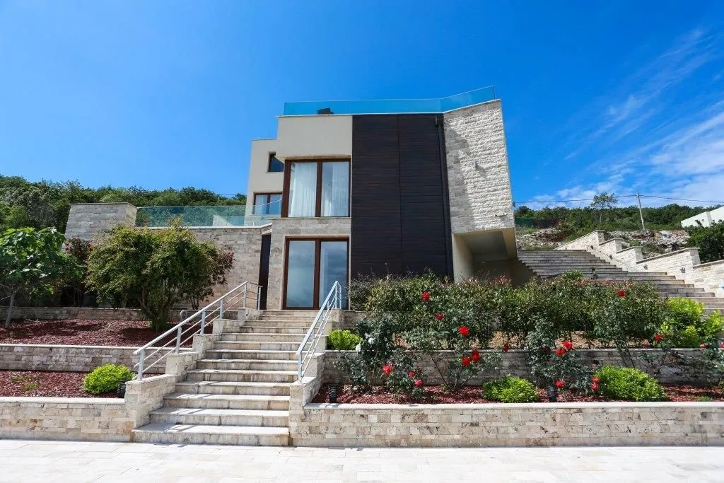 Prodaja, kuća, 600m², Tivat, Crna Gora