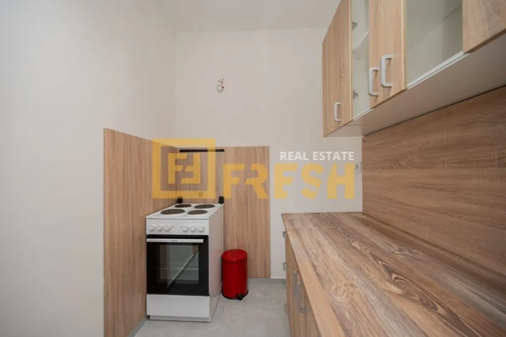 Rent, studio apartment, 34m², Stara Varoš, Podgorica