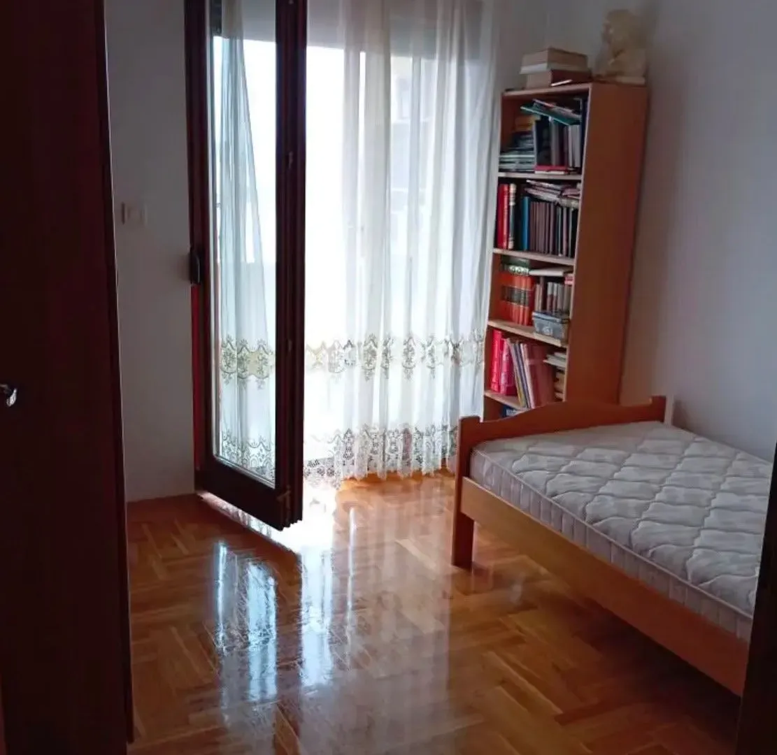 Prodaja, jednosoban stan, 40m², Stari Aerodrom, Podgorica