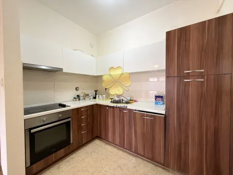 Izdavanje, dvosoban stan, 75m², Centar, Podgorica - image 5