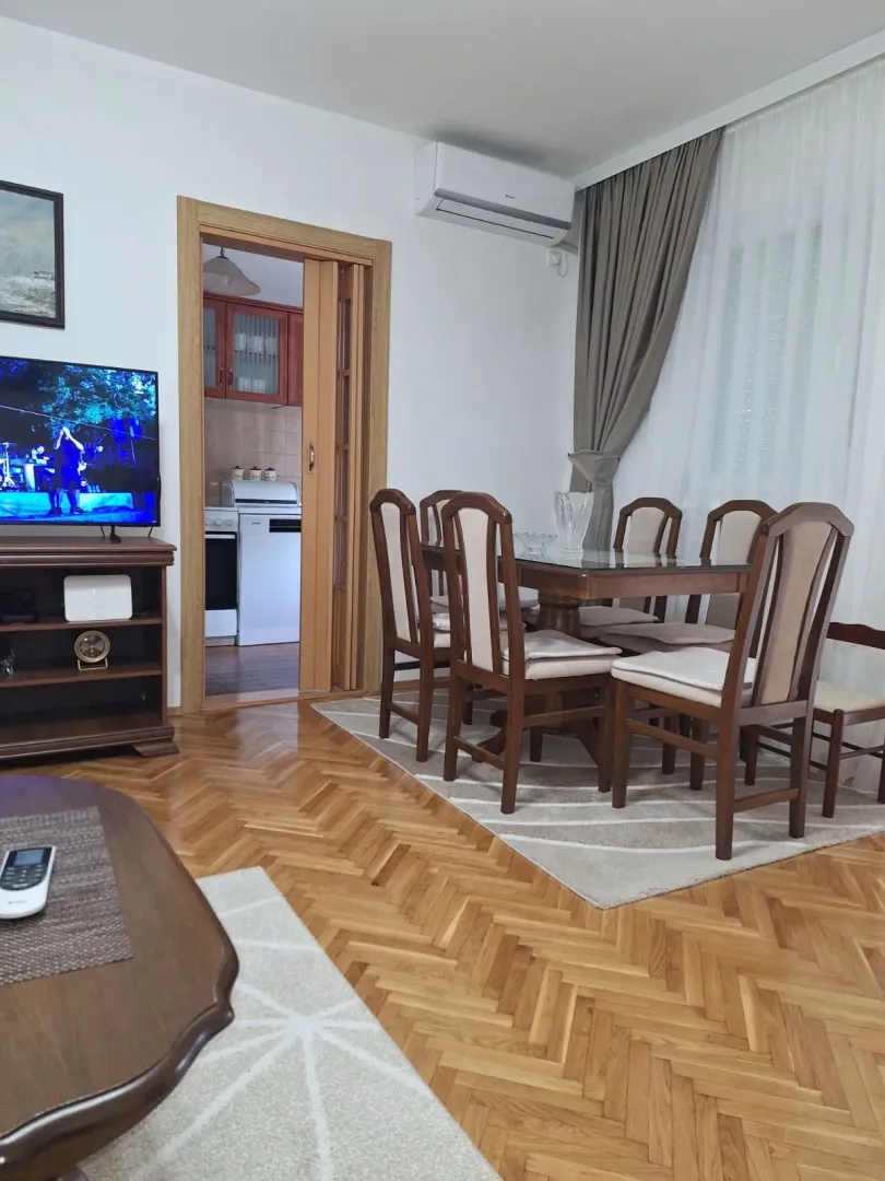Izdavanje, jednosoban stan, 49m², Budva okolina, Budva