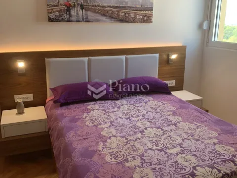 Rent, two bedroom apartment, 68m², Blok 5, Podgorica - image 7