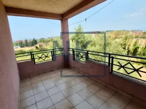 Izdavanje, trosoban stan, 125m², Konik, Podgorica - image 12