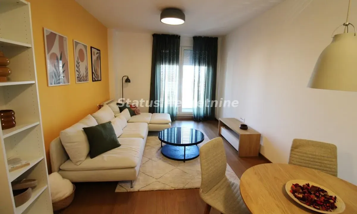 Izdavanje, jednosoban stan, 40m², Adamovićevo Naselje, Novi Sad Sve Podlokacije