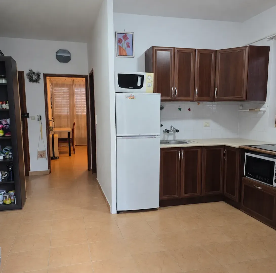 Sale, one bedroom apartment, 40m², Podkošljun, Budva