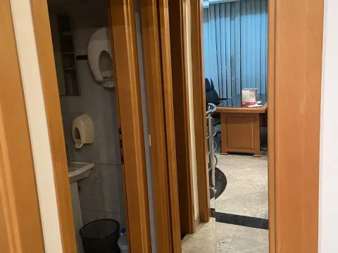 Izdavanje, poslovni prostor, 70m², Preko Morače, Podgorica - image 10