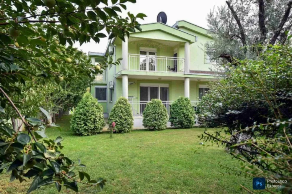 Prodaja, kuća, 184m², Vranići, Podgorica