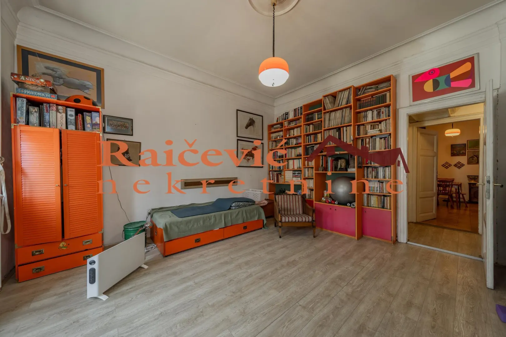 Sale, four bedroom apartment, 139m², Stari Grad, Beograd