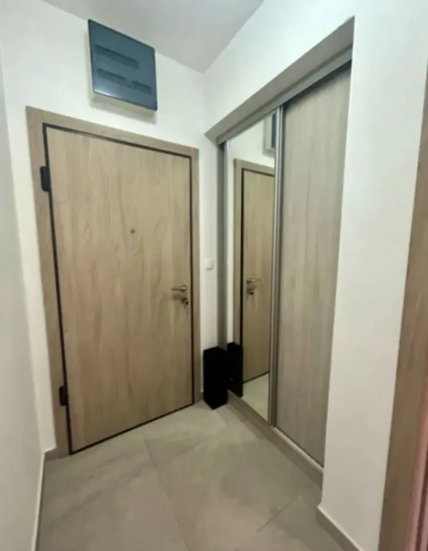 Izdavanje, dvosoban stan, 69m², Master Kvart, Podgorica