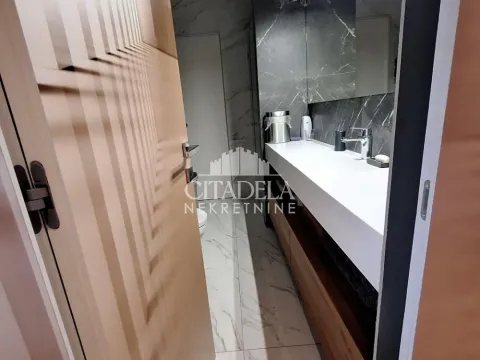 Prodaja, dvosoban stan, 60m², Stari Grad, Beograd - image 12