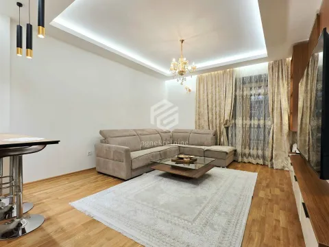 Izdavanje, dvosoban stan, 88m², Centar, Podgorica - image 2