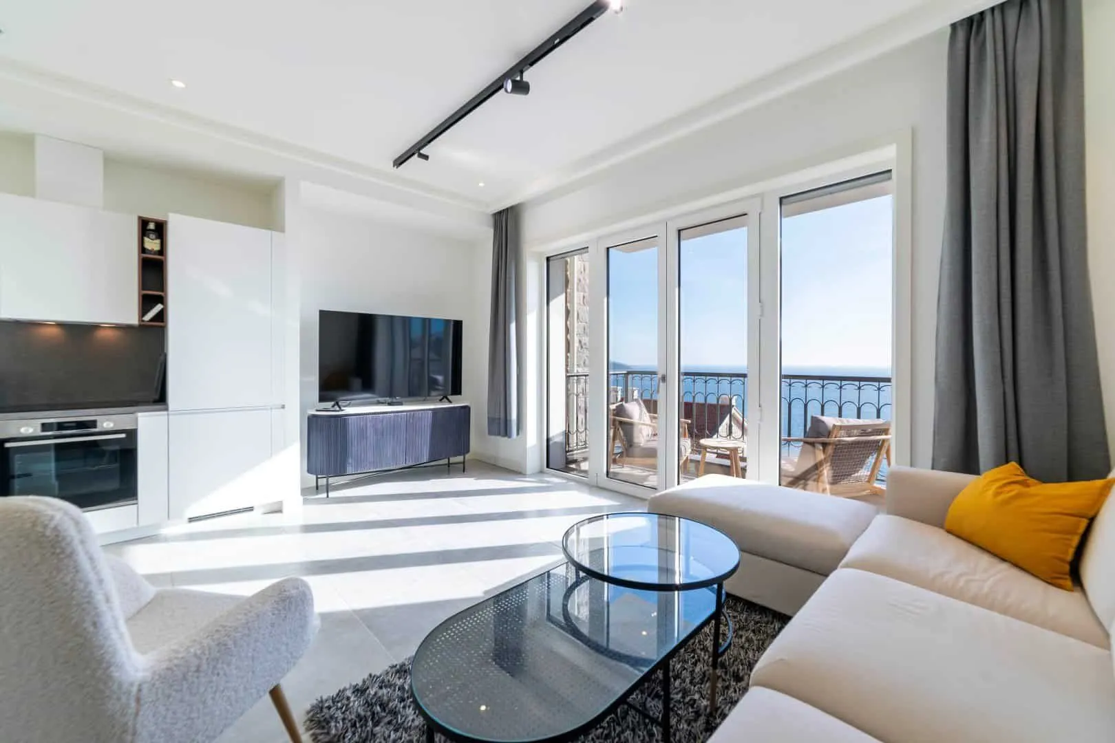 Prodaja, garsonjera, 44m², Kotor, Crna Gora