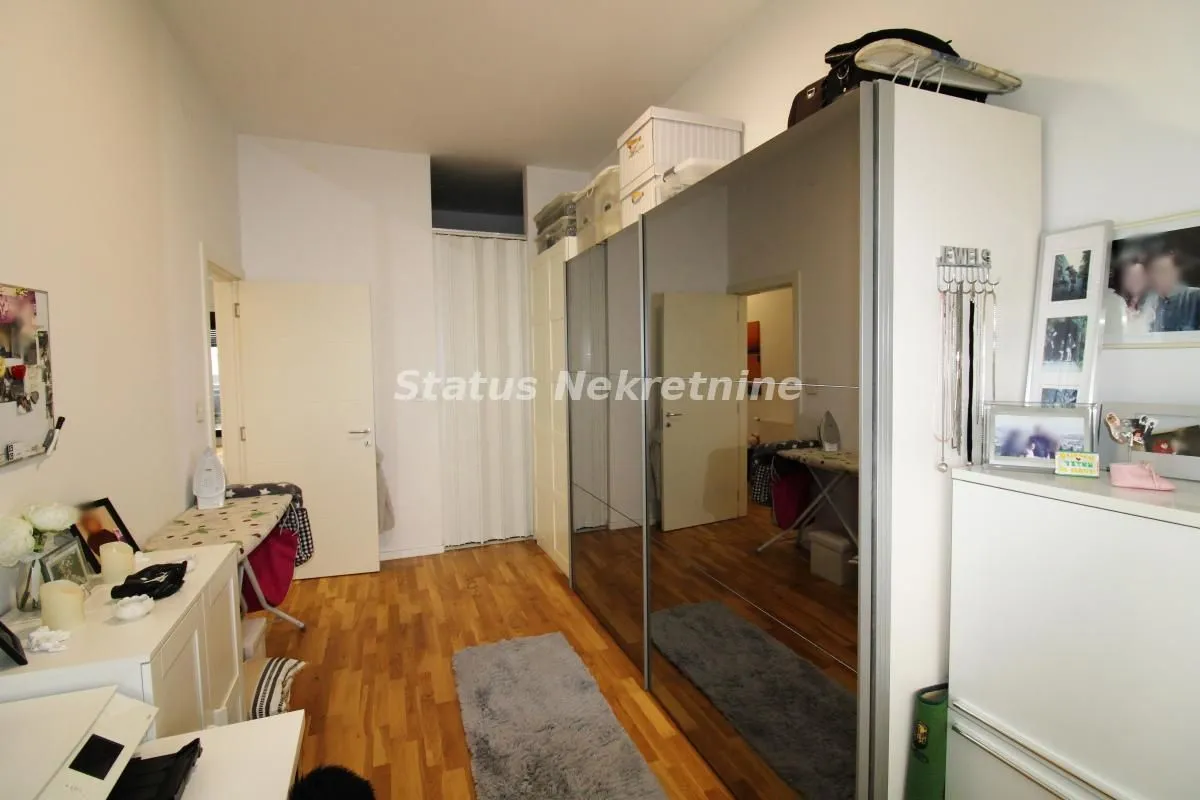 Prodaja, četvorosoban stan, 155m², Telep, Novi Sad Sve Podlokacije
