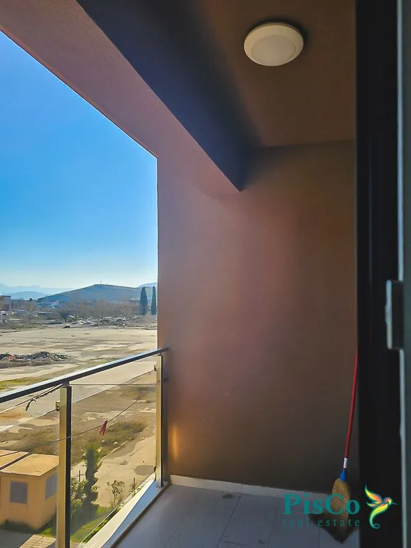 Izdavanje, jednosoban stan, 45m², New City, Podgorica