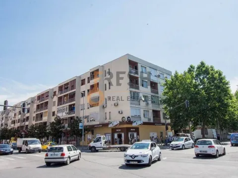 Izdavanje, poslovni prostor, 269m², Centar, Podgorica