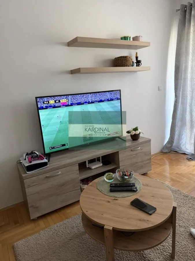 Rent, two bedroom apartment, 58m², Centar, Kragujevac