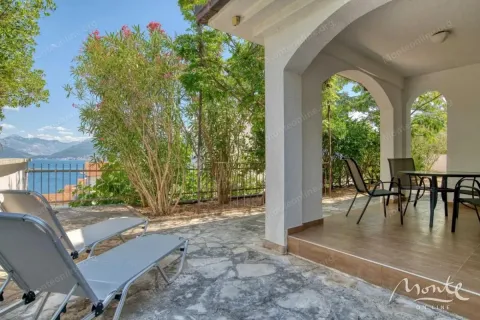 Sale, house, 160m², Bogišići, Tivat - image 15
