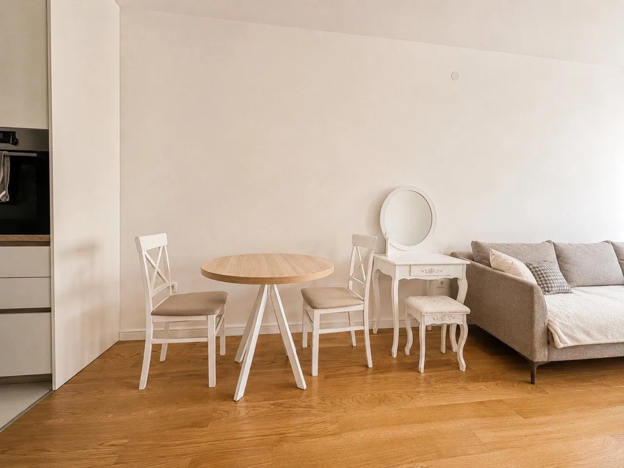 Prodaja, jednosoban stan, 47m², Central Point, Podgorica