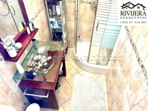 Sale, one bedroom apartment, 42m², Đenovići, Herceg Novi - image 4