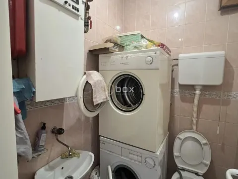 Sale, three bedroom apartment, 85m², Dom zdravlja, Niš - image 5