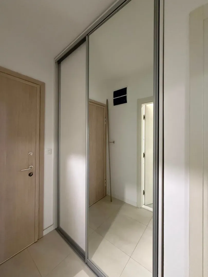 Izdavanje, jednosoban stan, 51m², Central Point, Podgorica