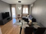 Izdavanje, jednosoban stan, 47m², City Kej, Podgorica - image 6