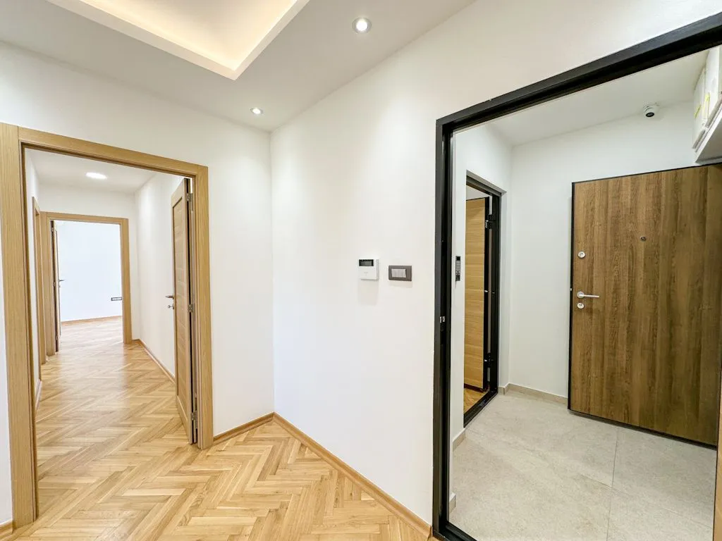 Rent, office space, 106m², Gintaš, Podgorica