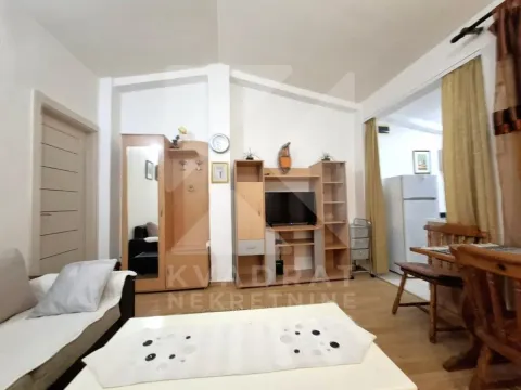 Rent, one bedroom apartment, 45m², Dalmatinska ulica, Podgorica - image 3