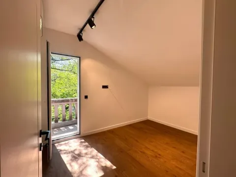 Prodaja, dvosoban stan, 65m², Centar, Tivat - image 12