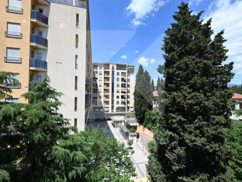 Prodaja, dvosoban stan, 87m², Centar, Podgorica - image 17