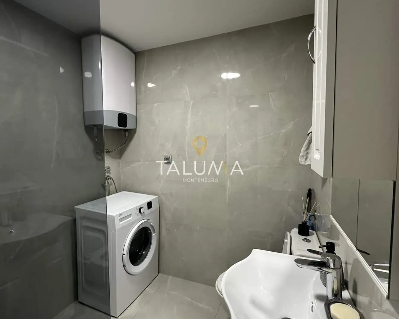Sale, three bedroom apartment, 74m², Tuški Put, Podgorica