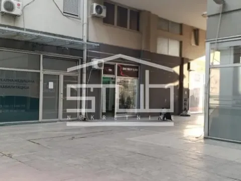 Prodaja, poslovni prostor, 42m², Rakovica, Beograd - image 4
