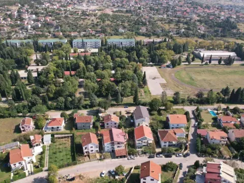 Sale, house, 368m², Podgorica, Crna Gora - image 11