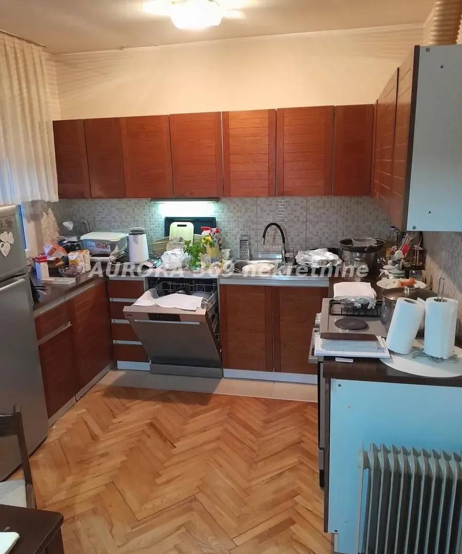 Prodaja, kuća, 107m², Veternik, Novi Sad Sve Podlokacije