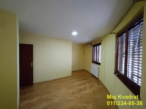 Izdavanje, četvorosoban stan, 160m², Palata Pravde, Beograd - image 6