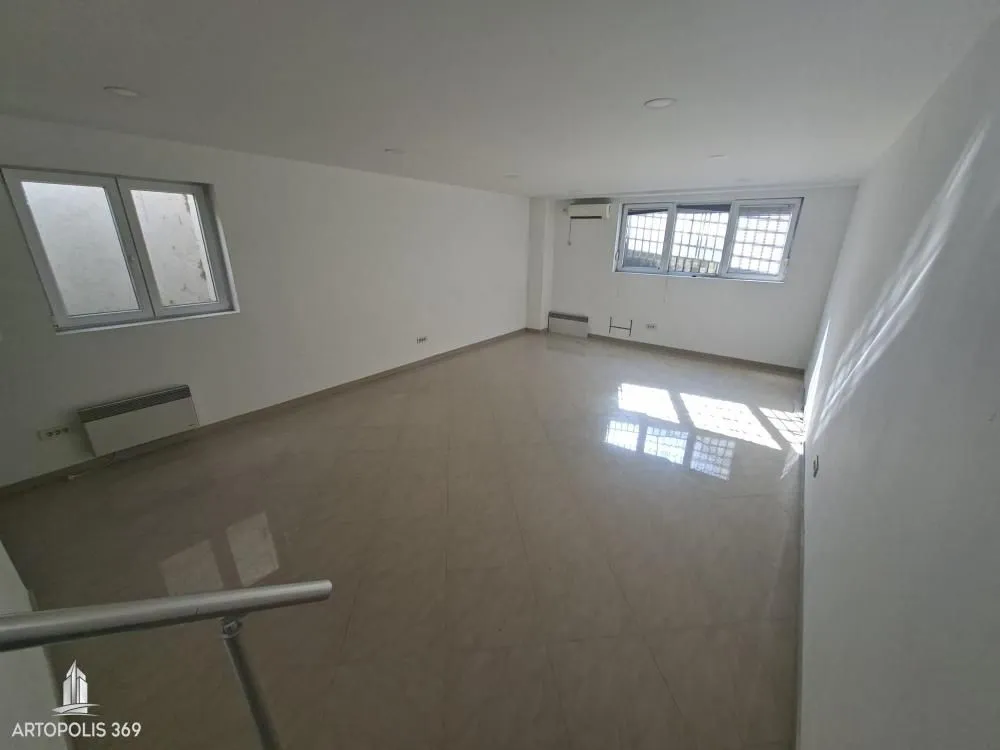 Prodaja, poslovni prostor, 117m², Cvetkova Pijaca, Zvezdara Sve Podlokacije