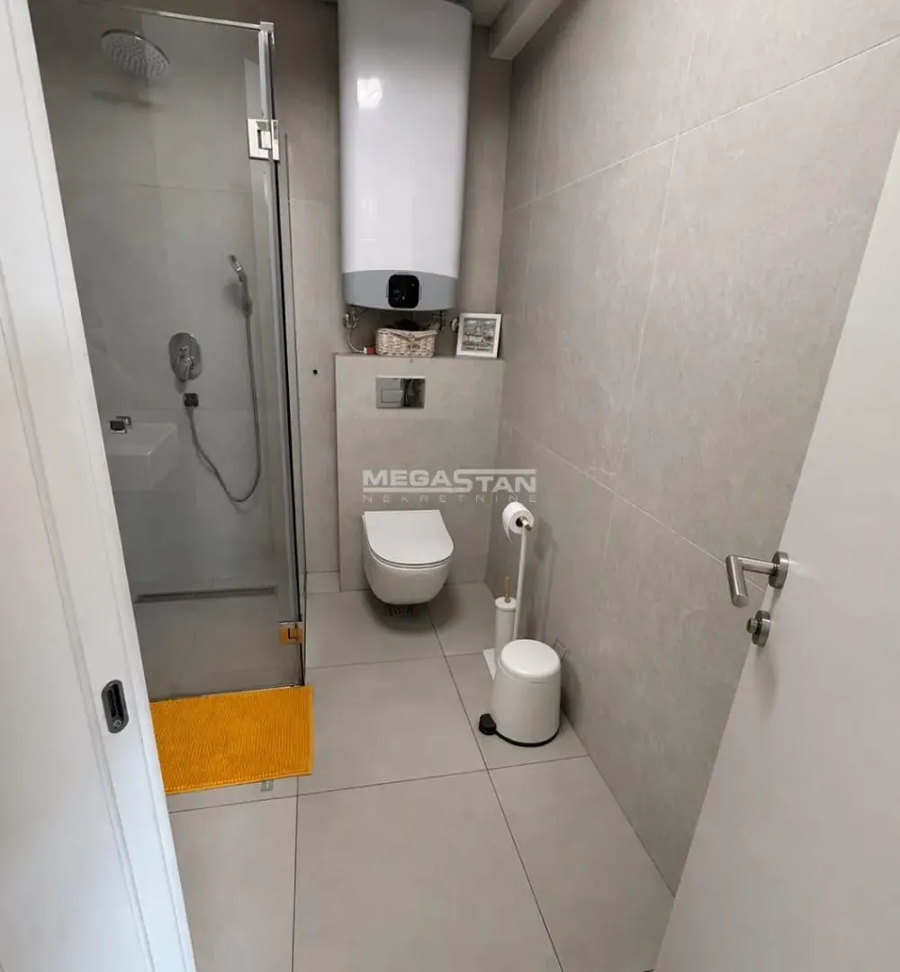 Sale, three bedroom apartment, 69m², Neimar, Vračar Sve Podlokacije