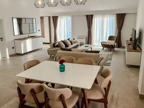 Rent, apartment, 102m², Seljanovo, Tivat - image 9