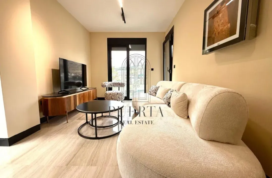 Izdavanje, jednosoban stan, 43m², Vezirov Most, Podgorica