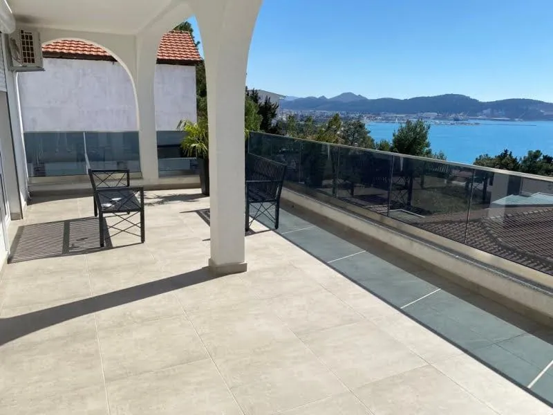 Prodaja, kuća, 300m², Šušanj, Bar