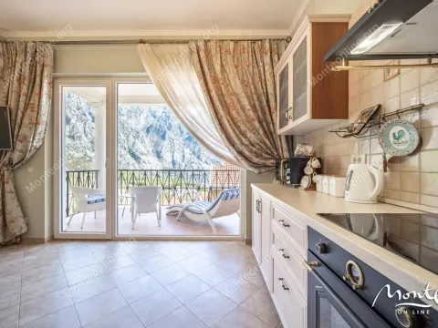 Prodaja, jednosoban stan, 63m², Orahovac, Kotor - image 15