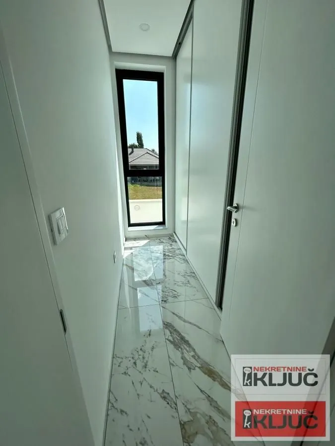 Izdavanje, kuća, 180m², Sremska Kamenica, Petrovaradin