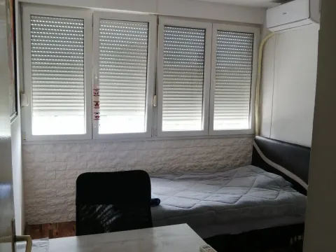 Izdavanje, dvosoban stan, 60m², Stara Varoš, Podgorica - image 8