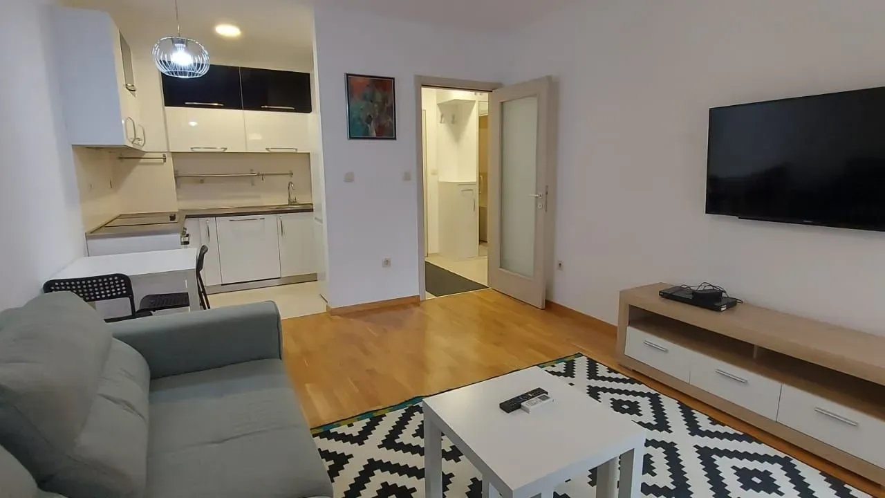 Sale, one bedroom apartment, 43m², Stari Aerodrom, Podgorica