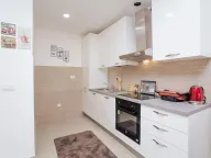 Izdavanje, jednosoban stan, 57m², Centar, Tivat - image 8