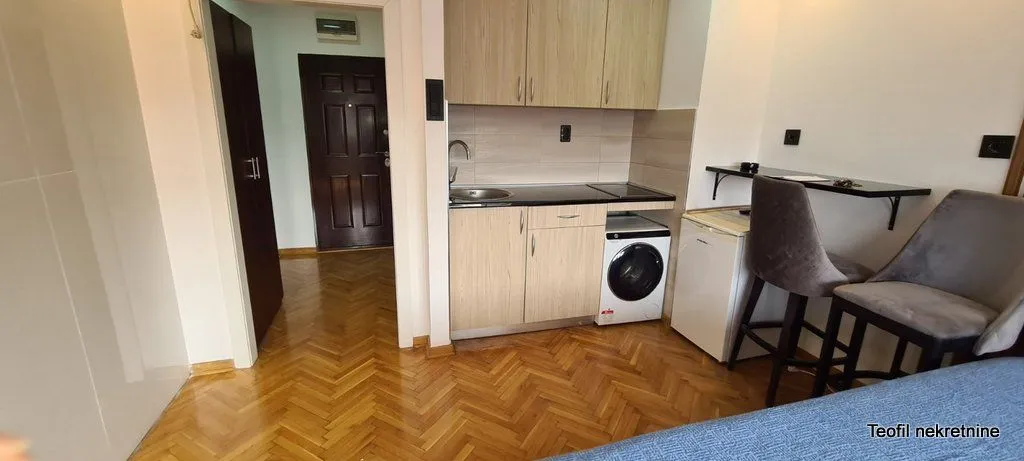 Rent, studio apartment, 22m², Kalenić Pijaca, Vračar Sve Podlokacije